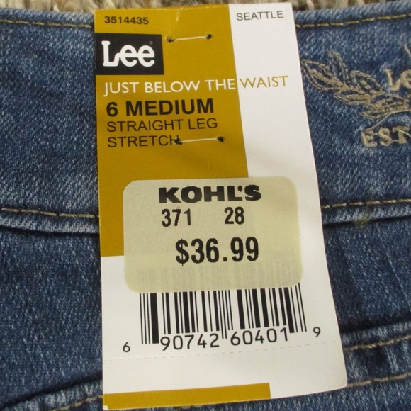 Lee Jeans Women's 6 Dark Wash Straight Leg Perfect Fit Shapetastic Stretch Denim - Picture 9 of 10